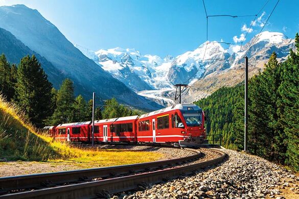 (Image)-image-Suisse-Alpes-train-Bernina-Express-as_188852115.jpg - Photo